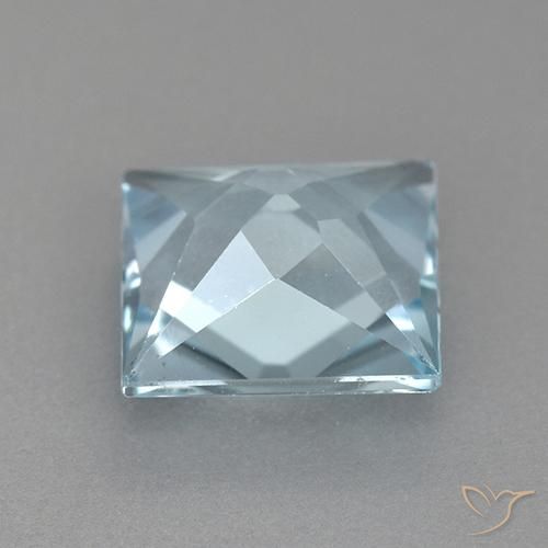 Topaze Bleu ciel naturelle Carré, 2.79 ct, VVS