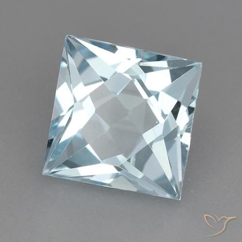 Topaze Bleu ciel naturelle Carré, 3.23 ct, VVS