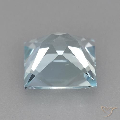 Topaze Bleu ciel naturelle Carré, 3.15 ct, VVS