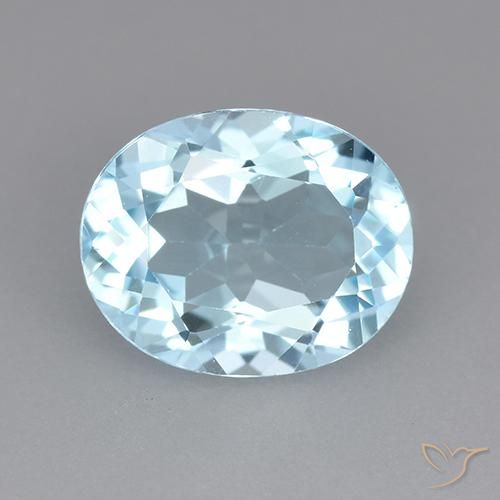 Topaze Bleu ciel naturelle Coupe ovale, 3.12 ct, VVS