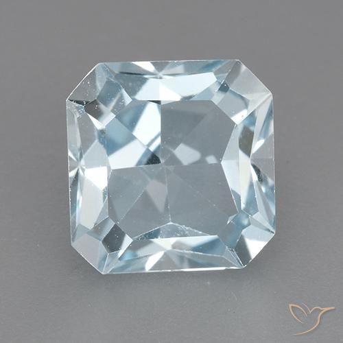 3.02ct Naturel Bleu ciel Topaze, Taille émeraude, VVS