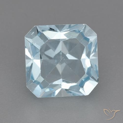 3.22ct Naturel Bleu ciel Topaze, Taille émeraude, VVS
