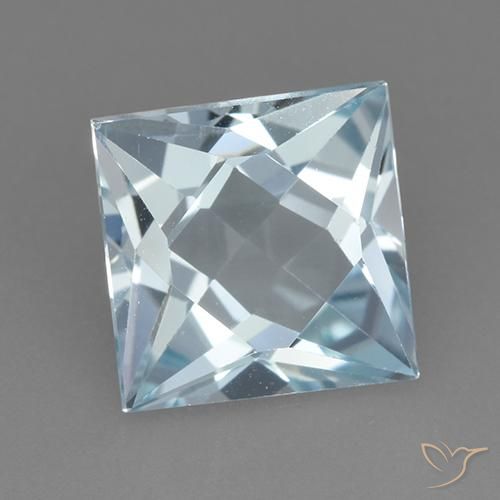 Topaze Bleu ciel naturelle Carré, 3.32 ct, VVS
