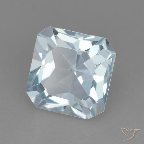 Topaze Bleu ciel naturelle Octogone / coupe Émeraude, 3.10 ct, VVS