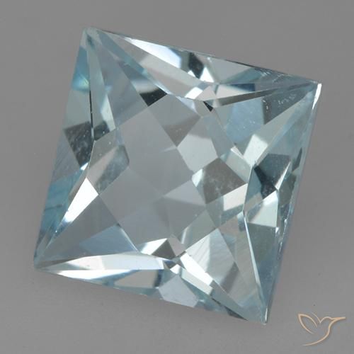 Topaze Bleu ciel naturelle Carré, 3.31 ct, VVS