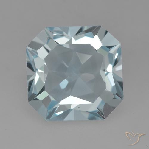4.26ct Naturel Bleu ciel Topaze, Taille émeraude, VVS