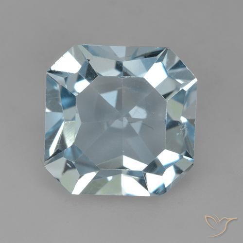 3.88ct Naturel Bleu ciel Topaze, Taille émeraude, VVS-VS