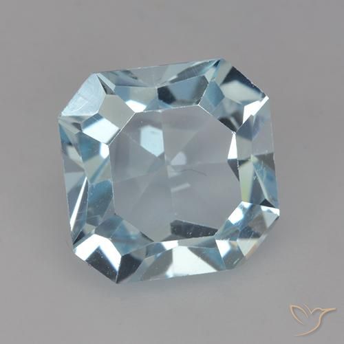 Topaze Bleu ciel naturelle Octogone / coupe Émeraude, 3.88 ct, VVS-VS
