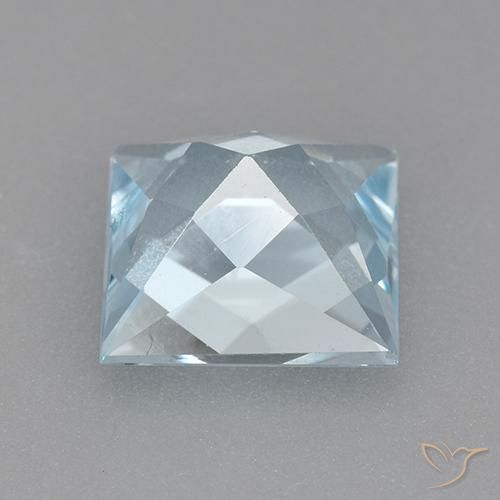 Topaze Bleu ciel naturelle Carré, 2.10 ct, VVS