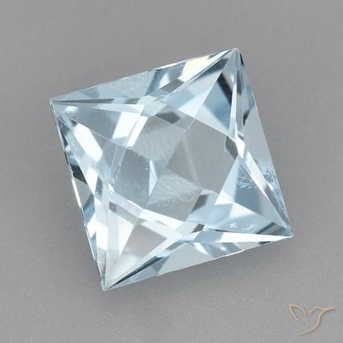 Topaze Bleu ciel naturelle Carré, 1.99 ct, VVS