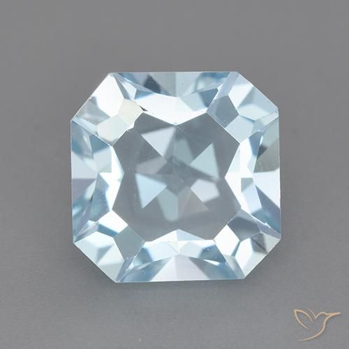 4.03ct Naturel Bleu ciel Topaze, Taille émeraude, VVS