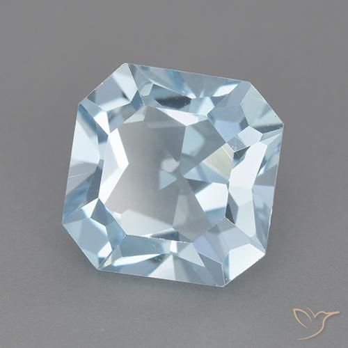 Topaze Bleu ciel naturelle Octogone / coupe Émeraude, 4.03 ct, VVS
