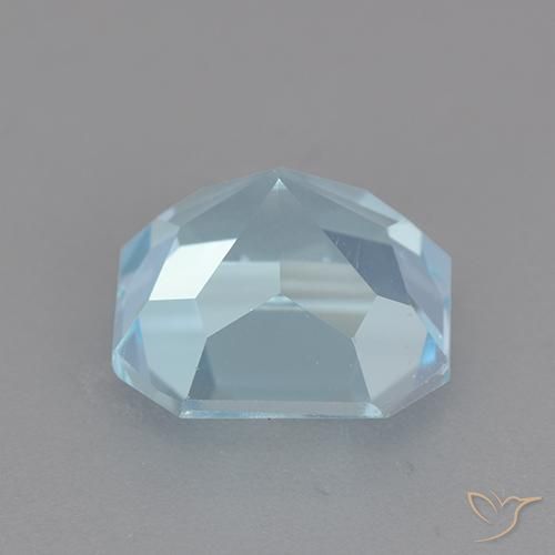 Topaze Bleu ciel naturelle Octogone / coupe Émeraude, 4.13 ct, VVS