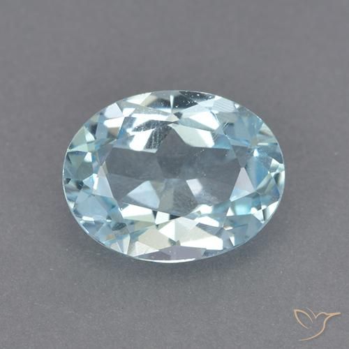 Topaze Bleu ciel naturelle Coupe ovale, 2.11 ct, VVS