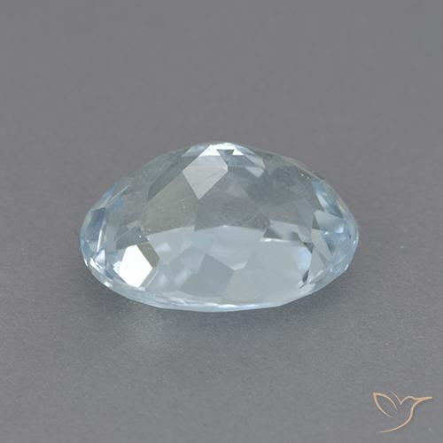 Topaze Bleu ciel naturelle ovale, 2.36 ct, VVS-VS