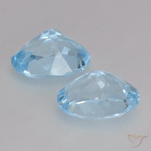 Shop natural 2.25ct Bleu Suisse Topaze gems, ovale, from Brésil at GemSelect. In stock, global shipping!