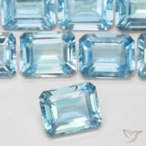 Topaze Bleu Suisse naturelle Octogone / coupe Émeraude, 3.95 ct, VVS-VS