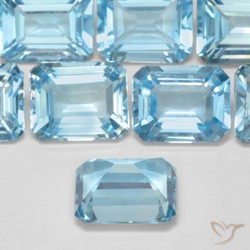 Topaze Bleu Suisse naturelle Octogone / coupe Émeraude, 3.95 ct, VVS-VS