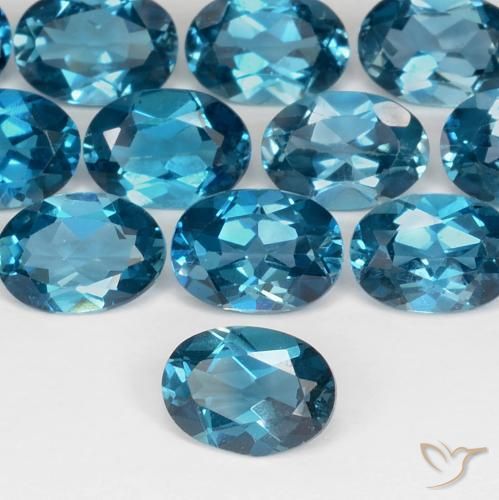 Topaze Bleu Londres naturelle ovale, 0.92 ct, VS