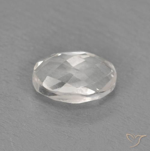 Topaze Blanc chaud naturelle ovale, 0.68 ct, VVS