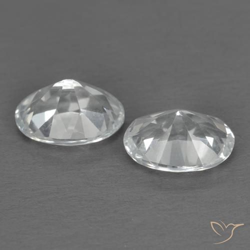 Shop natural 1.95ct Blanc Topaze gems, ovale, from Brésil at GemSelect. In stock, global shipping!