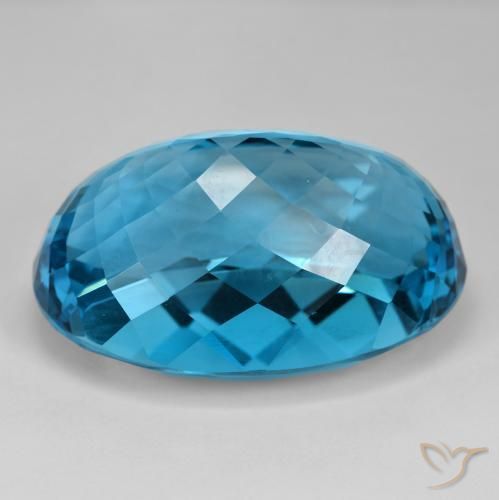 Topaze Bleu Londres naturelle ovale, 138.23 ct, IF