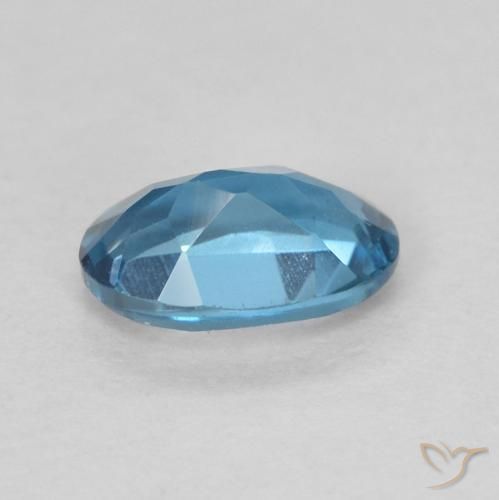 Topaze Bleu Londres naturelle ovale, 0.56 ct, VVS-VS