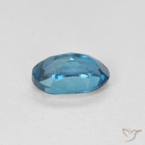 Topaze Bleu Londres naturelle ovale, 0.62 ct, VVS