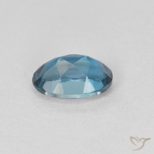 Topaze Bleu Londres naturelle ovale, 0.64 ct, VVS