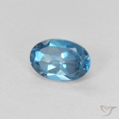 Topaze Bleu Londres naturelle ovale, 0.68 ct, VVS