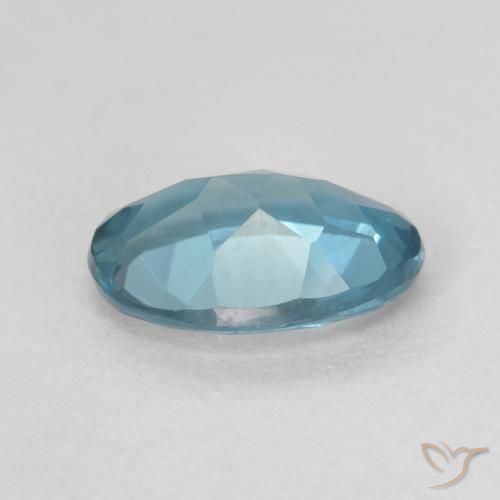 Topaze Bleu Londres naturelle ovale, 0.71 ct, VVS