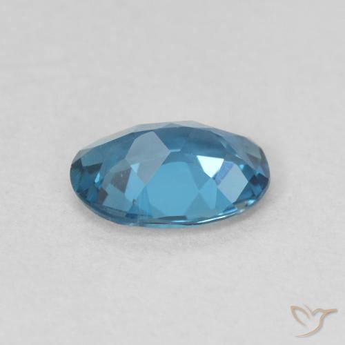 Topaze Bleu Londres naturelle ovale, 0.74 ct, VVS-VS