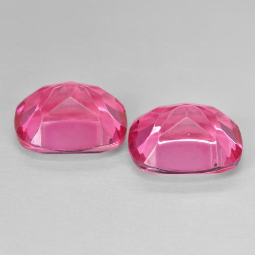 Shop natural 13.48ct Rose vif Topaze gems, Coussin, from Brésil at GemSelect. In stock, global shipping!