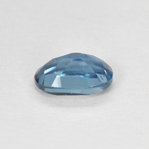 Topaze Bleu Londres naturelle ovale, 0.66 ct, VS