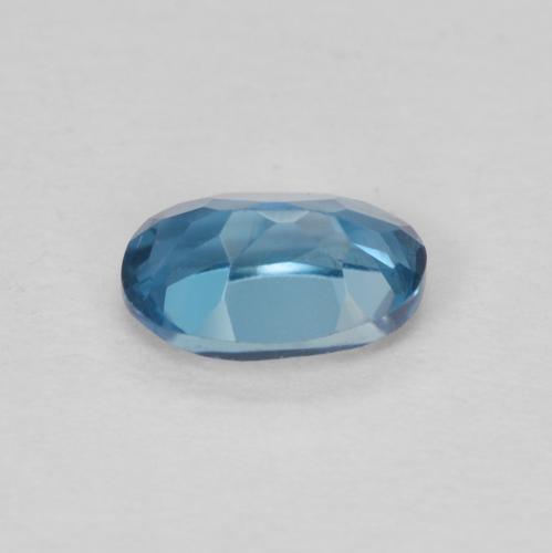 Topaze Bleu Londres naturelle ovale, 0.57 ct, VVS-VS