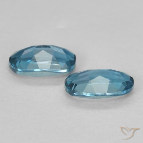 Shop natural 0.57ct Bleu Londres Topaze gems, ovale, from Brésil at GemSelect. In stock, global shipping!