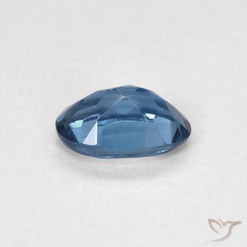 Topaze Bleu Londres naturelle ovale, 0.63 ct, VVS