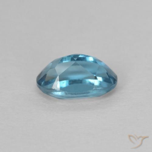Topaze Bleu Londres naturelle ovale, 0.64 ct, VVS