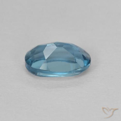 Topaze Bleu Londres naturelle ovale, 0.67 ct, VVS