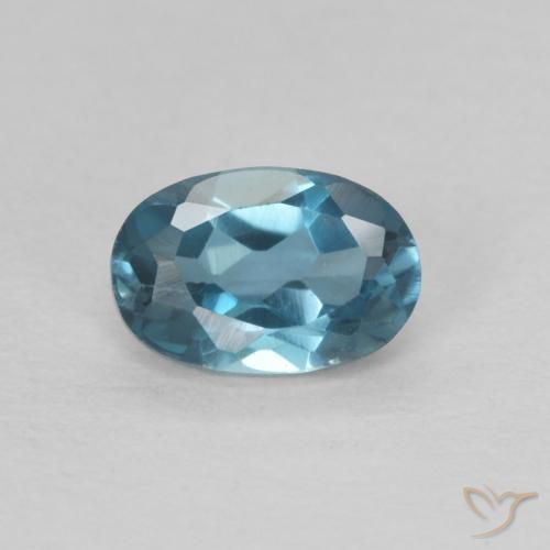 Topaze Bleu Londres naturelle ovale, 0.63 ct, VVS