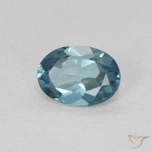 Topaze Bleu Londres naturelle Coupe ovale, 1.04 ct, VVS-VS