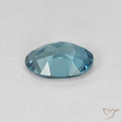 Topaze Bleu Londres naturelle ovale, 0.98 ct, VVS