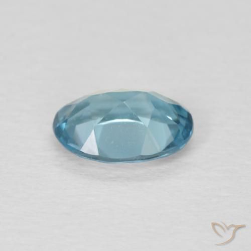 Topaze Bleu Londres naturelle ovale, 0.89 ct, VVS