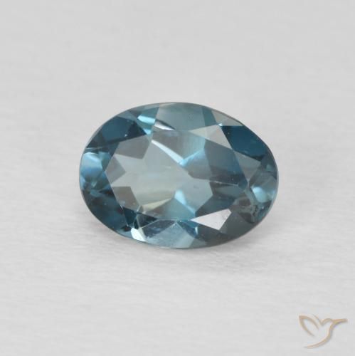 Topaze Bleu Londres naturelle ovale, 0.90 ct, VVS