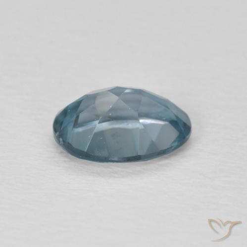Topaze Bleu Londres naturelle ovale, 0.90 ct, VVS