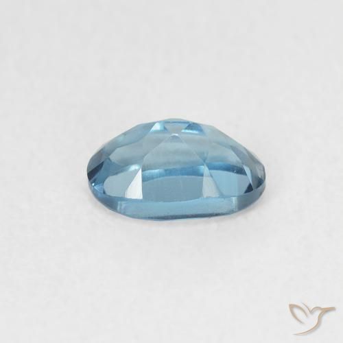 Topaze Bleu Londres naturelle ovale, 0.64 ct, VVS