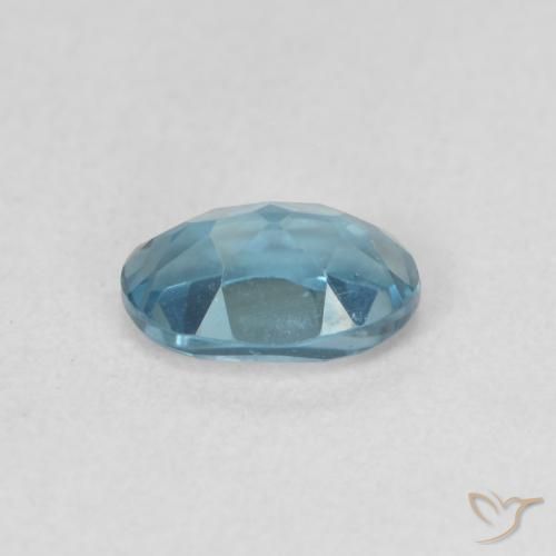 Topaze Bleu Londres naturelle ovale, 0.60 ct, VVS