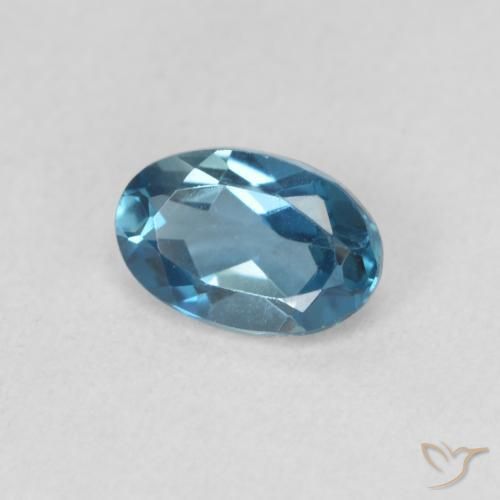 Topaze Bleu Londres naturelle ovale, 0.58 ct, VVS