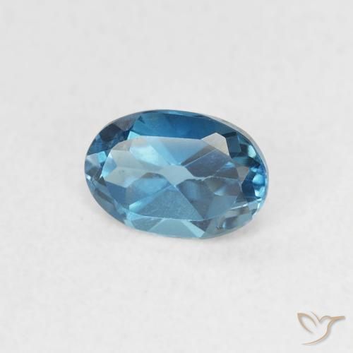 Topaze Bleu Londres naturelle ovale, 0.62 ct, VVS