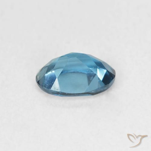Topaze Bleu Londres naturelle ovale, 0.62 ct, VVS